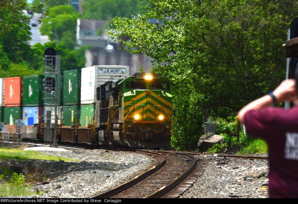 Fourth 70-300mm Telephoto lens shot of NS Train 28X